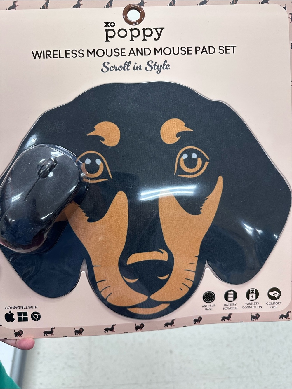 Dachshund Black & Tan Dog Face Wireless Mouse and Mouse Pad Set
